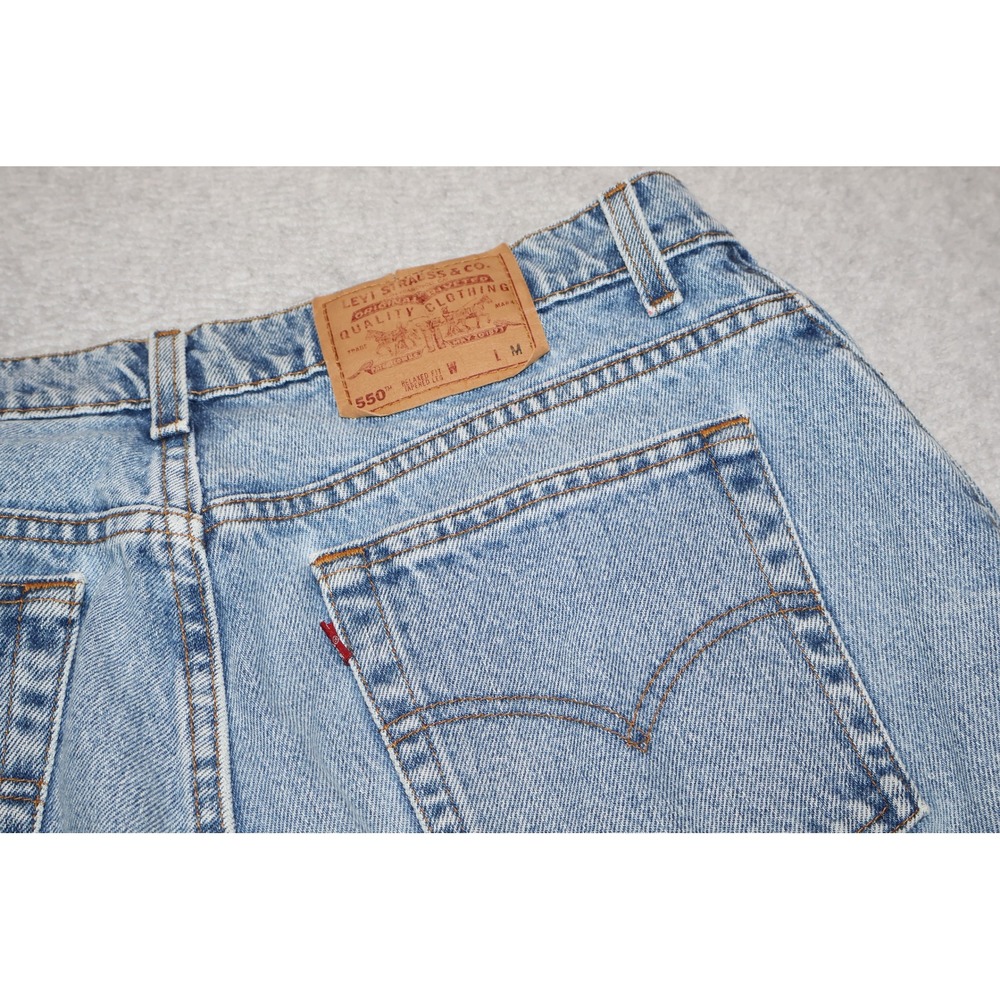 Levi Levi 550 Jeans Womens 16 - 33x30 Light Relaxed Tapered Leg 90s Mom Jeans